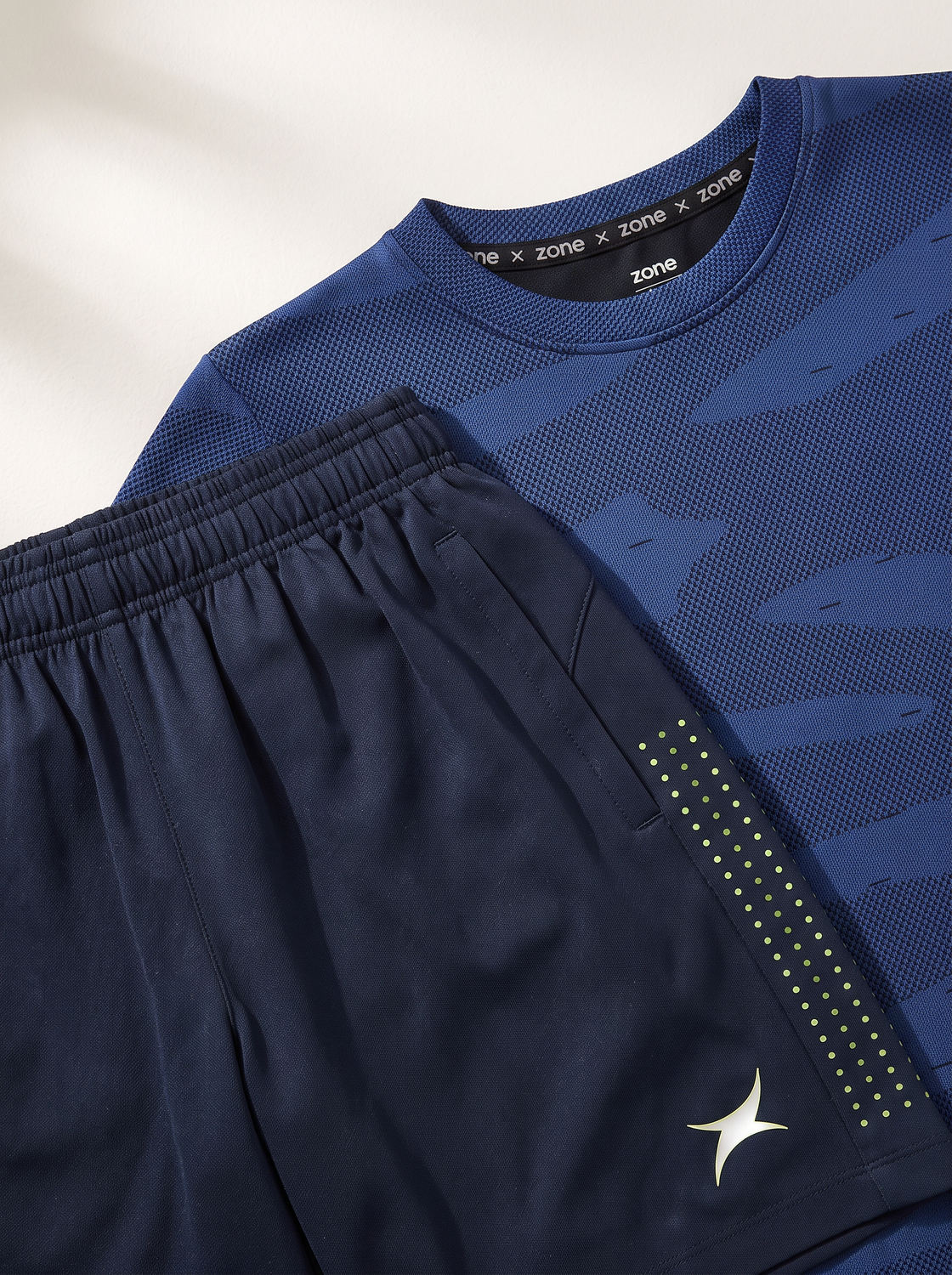 Lunalayer Seamless Activewear T-shirt (Blue)/URBANX SHORTS GREY
